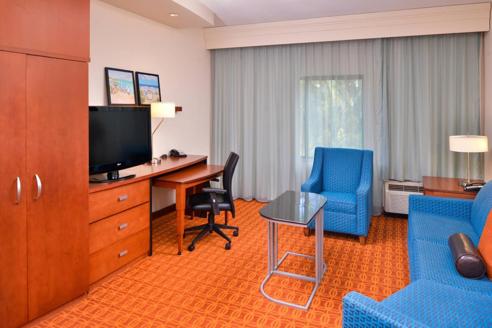 Fairfield Inn & Suites Orlando Окои Экстерьер фото